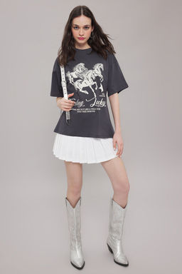 Trendyolmilla Antrasit %100 Pamuk Oversize/Genis Kal?p Bask?l? Orme T-Shirt TWOSS25TS00075  фото 2