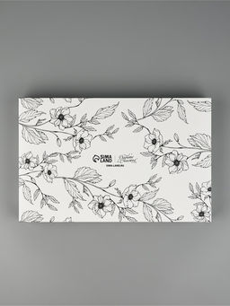 Цена за 5 шт. Коробка под 16 конфет и шоколад, кондитерская упаковка С любовью 28.5?18.5?3 см