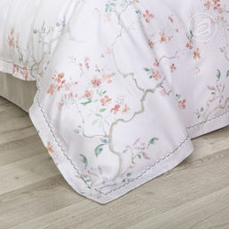 Постельное белье Лайла (тенсель) 2 сп. с Евро/Пододеяльник (молния, ушки): 1 шт.- 210*175; Простыня: 1 шт.- 240*240; Наволочка (молния, ушки): 2 шт.- 70*70; Наволочка (молния, ушки): 2 шт.- 50*70 Тенсел