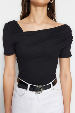Siyah Asimetrik Yakal? Fitted/Vucuda Oturan C?tc?tl? Orme Body TWOSS23BD00060