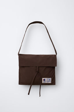 NYLON JACKET WITH CHAMPION ® X ZARA BAG  фото 7