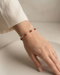 Браслет из бисера