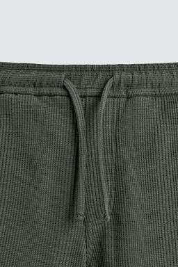BERMUDA RELAXED FIT ESTRUCTURA / Khaki