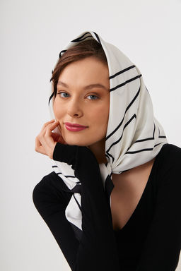 Большой, мягкий, тонкий и очень нежный двусторонний платок с рисунком. - Tantino фото 3