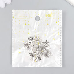 Цена за 10 шт. Металлический элемент, декоративная подвеска Арт Узор. Цветочек с листиками, серебро, 1.2?2 см