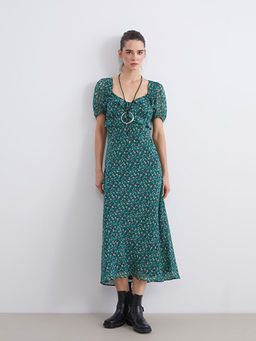 Kalp Yaka ?i?ekli Balon Kollu Elbise