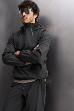 WINDBREAKER ANORAK