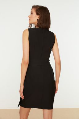 TRENDYOLMILLA Bordo Kusakl? Vucudu Saran Bisiklet Yaka Mini Dokuma Elbise TWOSS19AA0063