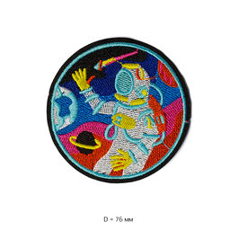 Термоаппликации арт.ТВТ.ТЕР.28.1 Космонавт 7,6х7,6 см 10 шт