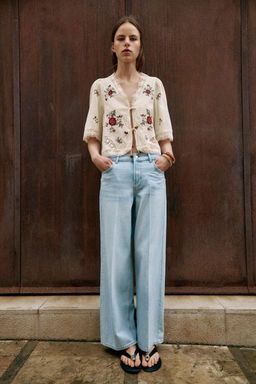 JEANS Z1975 WIDE LEG TIRO MEDIO RAYA PLANCHADA / Azul claro