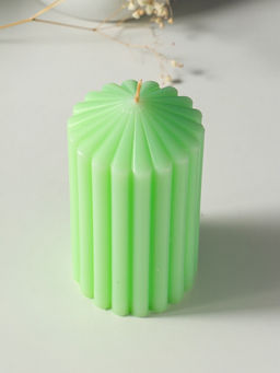 Свеча - цилиндр 7×14 см, 370 г, рифлёная, мята