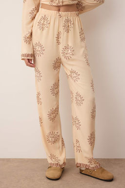 Koyu Bej Gunes Desenli Viskon Dokuma Pijama Tak?m? THMAW25PT00034