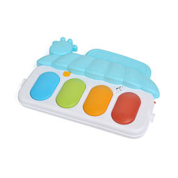 Коврик развивающий "Праздник у зверят" в коробке