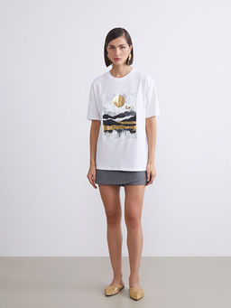 Bisiklet Yaka Bask?l? Oversize Kad?n Ti??rt