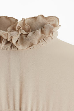 Blusa oversize con volantes - H&m фото 7