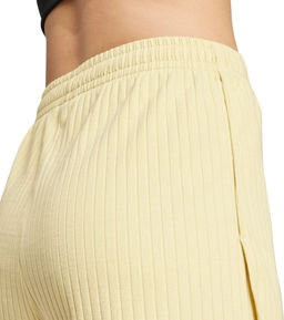 Шорты женские