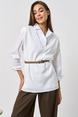 Жилет вязаный оверсайз с разрезами по бокам белый