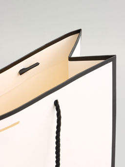 Пакет подарочный, белый, с бантом, 32 х 25 х 11 см