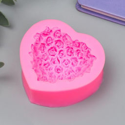 Молд силикононовый «Сердце из роз» 3 х 7,3 х 6,7 см