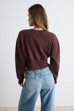 Kahverengi Kal_n Bele Oturan __t__t Detayl_ Regular Kal_p Crop _rme H_rka/Sweatshirt TWOAW27SW00041 - Trendyolmilla фото 4