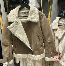 Дубленка женская на молнии