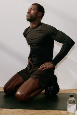 Pantal?n corto a media pierna con DryMove - H&m фото 11