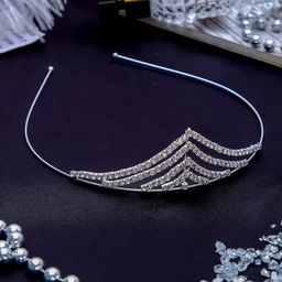 Диадема для волос «Ванесса», 3.5 см, серебро