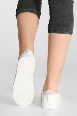 Кроссовки женские недорогие белые