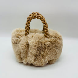 Сумка меховая Плетеные ручки 15 см - Storyland фото 3