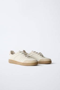 SNEAKERS WITH HEART CHARM DETAIL - Zara фото 9