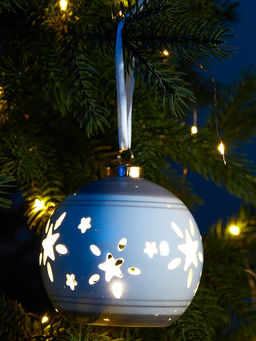 Ёлочный шар с подсветкой Звёзды беж, 108.88.8 см, 1 LED, от батареек LR443, керамика, свечение тёплое белое