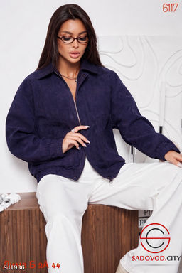 Замшевая женская куртка