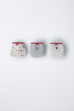 AGES 2-6/ THREE-PACK OF HEART PRINT BRIEFS