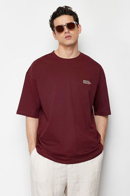 Bordo Oversize %100 Pamuklu Bisiklet Yaka Minimal Yaz_ Bask_l_ Tok Kuma_ T-shirt TMNSS23TS00084