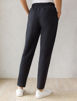 D44.056 Брюки женские черный