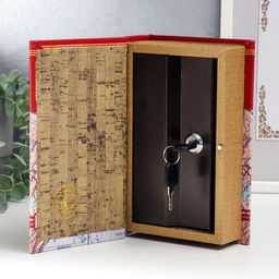 Шкатулка книга-сейф «Рождён в СССР», дерево, искусственная кожа, 21×13×5 см