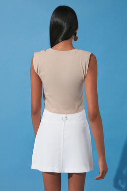 Trendyolmilla Siyah Vatkal? Fitted/Vucuda Oturan Bisiklet Yaka Crop Esnek Orme Bluz TWOSS23BZ00251  фото 35