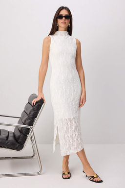 Ekru D_z Bodycon Dik Yaka Standart Kol Kolsuz Maxi Dantel Astarl_ _rme Elbise TWOSS26EL00730