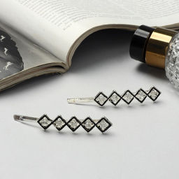 Цена за 2 шт. Невидимки для волос «Джаннет», набор 2 шт., куб, 6.5 см, серебро