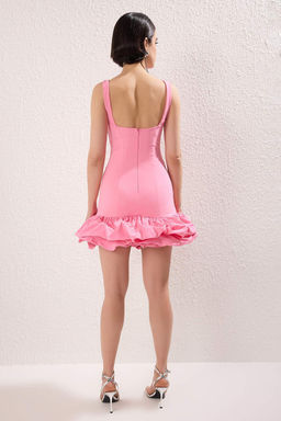 TRENDYOLMILLA Siyah Balon Etek Detayl? Ici Sort Astarl? Dokuma K?sa Elbise TPRSS25EL00059  фото 32