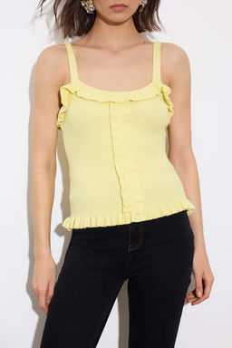 Limited Edition Sar? Havuz Yaka Vucudu Saran Crop Triko Ince Bluz TWOSS26BZ00304