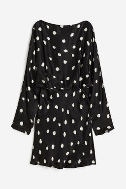 Vestido con lazada detr?s