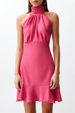 Pembe Halter Yaka A Kesim Mini Dokuma Elbise TWOSS21EL1538