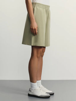 Трикотажные шорты с эластичным поясом / Zarina  фото 3