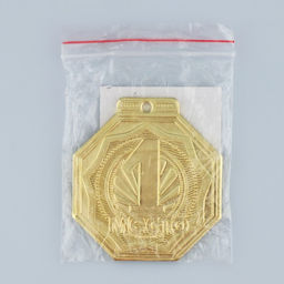 Цена за 2 шт. Медаль призовая «1 место» золото 199, d=5 см, без ленты