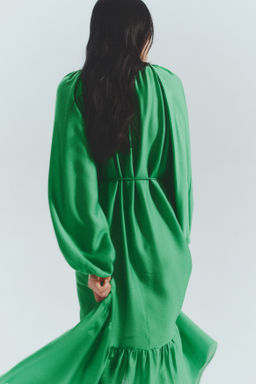 Vestido oversize con cintur?n de anudar - H&m фото 7