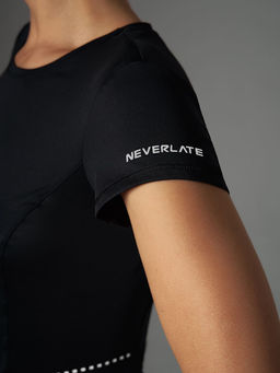Приталенная футболка FITNESS - NEVERLATE фото 4