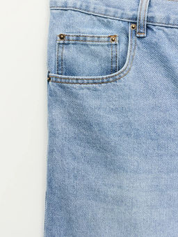 Джинсы relax fit / Zarina