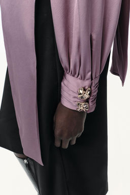 SATIN SHIRT WITH BOW - Zara фото 5