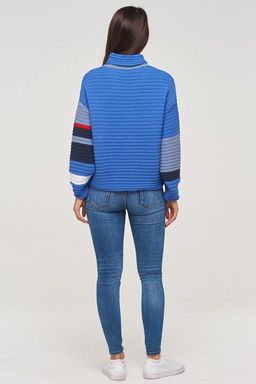 Джемпер женский BY192-40040. 290/18-3945/893/10054/0608 зимние сумерки/звездная пыль/т.джинс/белый/алый